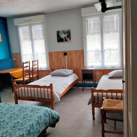 Le Gibergeon Hotel Signy-l'Abbaye Luaran gambar